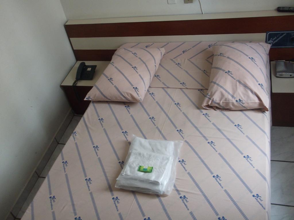 Hotel Independencia Santos  Bilik gambar