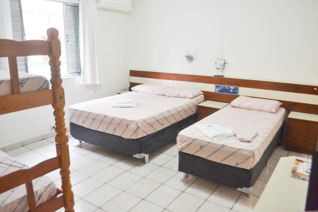 Hotel Independencia Santos  Bilik gambar